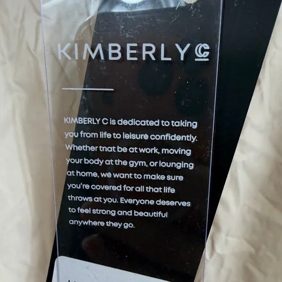 Kimberly Quilted Puffer Snap Jacket - Cream. Womens Size Medium. NWT. Oversized - Picture 8 of 11